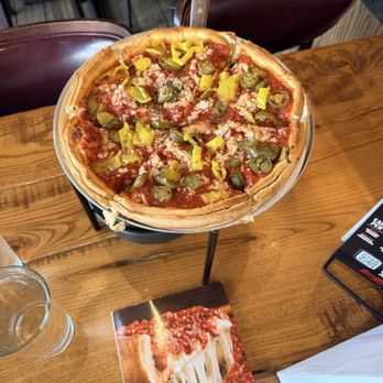 Giordano's - 10inch deep dish - Pizza Near Me - Chicago, Illinois Giordano's - 10inch deep dish - Pizza Near Me - Chicago, Illinois