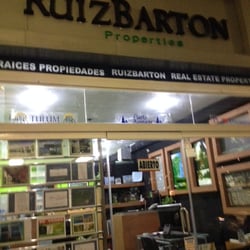 Ruiz Barton Properties - Así la vista desde el estacionamiento