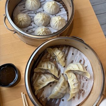 Dumpling World - Pork soup dumplings & beef and onion dumplings - Chinese Near Me - Austin, Texas