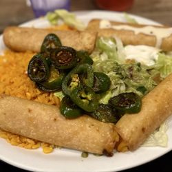 Plaza Mexico - Taquitos de Rancho