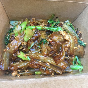 Sen Pad Thai - Pad Siew with Pork - Thai Near Me - Vancouver, British Columbia Sen Pad Thai - Pad Siew with Pork - Thai Near Me - Vancouver, British Columbia