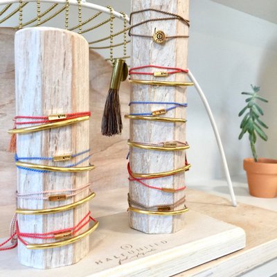 CARMIN BLACK + SHERRY BLACK (Formerly "HALF UNITED") by null