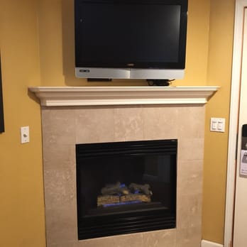 Sunset Inn - Fireplace & TV - Hotels Near Me - Pacific Grove, California Sunset Inn - Fireplace & TV - Hotels Near Me - Pacific Grove, California