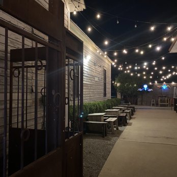 LUSTRE PEARL EAST - Updated November 2024 - 148 Photos & 126 Reviews