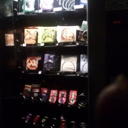 Cool vending machine: need some strings for your banjo? Or maybe just some earphones? Look no more!