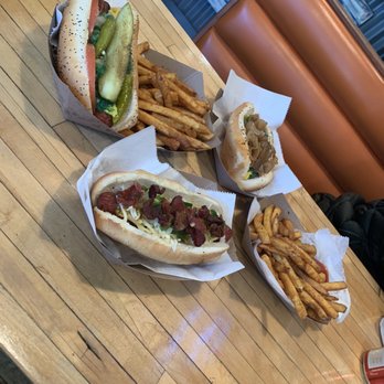 Chicago's Dog House - Classic Dog - Hot Dogs Near Me - Chicago, Illinois Chicago's Dog House - Classic Dog - Hot Dogs Near Me - Chicago, Illinois