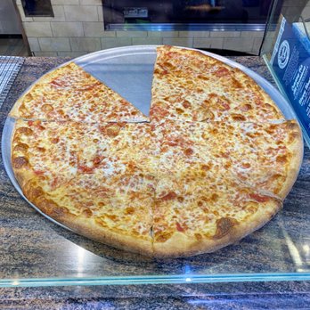 Carmine's Pizzeria - Not a bad regular slice. - Pizza Near Me - Brooklyn, New York Carmine's Pizzeria - Not a bad regular slice. - Pizza Near Me - Brooklyn, New York