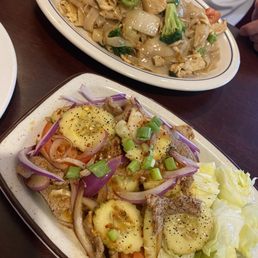 Drunken Noodles and 19. Beef Salad