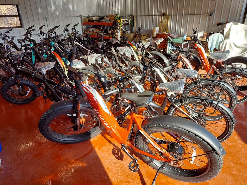 Utica Electric Bike Rental Logo