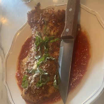 Donna's - Chicken parmigiana - Italian Near Me - Los Angeles, California Donna's - Chicken parmigiana - Italian Near Me - Los Angeles, California