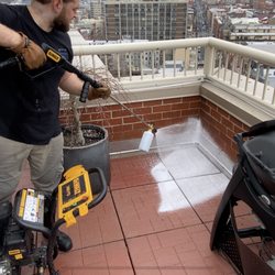Duren Pressure Wash - Deep pressure wash cleaning. Pressure wash with soap.