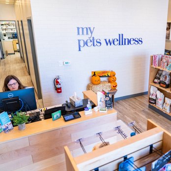 My Pets Wellness - Our clean veterinary lobbies feature boutique retail items. - Veterinarians Near Me - Simpsonville, South Carolina My Pets Wellness - Our clean veterinary lobbies feature boutique retail items. - Veterinarians Near Me - Simpsonville, South Carolina