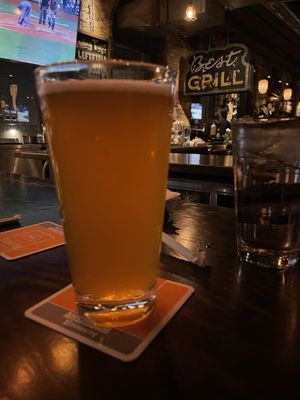 Loose Moose / Antler Room by null