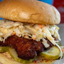 Meyer's Olde Dutch - Crispy Chicken. Pimento. Slaw. Pickles. Sandwhich. Beacon, poughkeepsie, MOD
