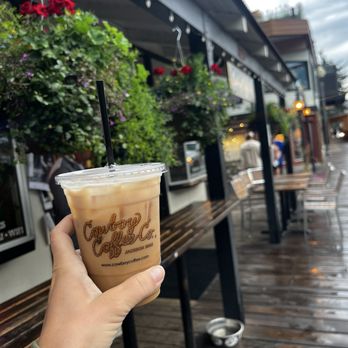 Cowboy Coffee - Carmel & vanilla Latte - Coffee & Tea Near Me - Jackson, Wyoming