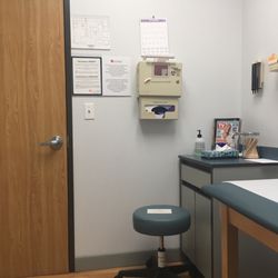 I have been waiting for 50 minutes to see the doctor, when I had scheduled an appointment for 2pm and it is now 2:50pm...