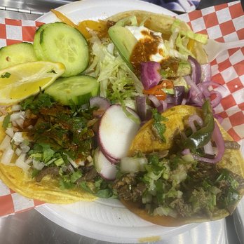 Taqueria Dos Cuates - a plate of food - Food Trucks Near Me - Los Angeles, California