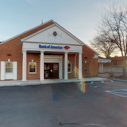 Bank of America Financial Center - Storefront