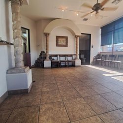 East Mesa Orthopedics & Sports Medicine - Waiting area
