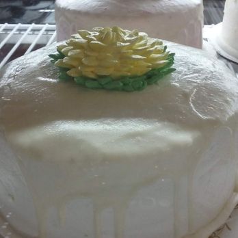 Olivera's Cake Gallery - Treats in the display - Custom Cakes Near Me - Hemet, California