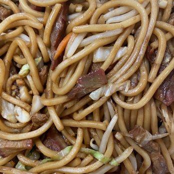 Chen's Chinese Bistro - Pork Lo Mein - Chinese Near Me - Chandler, Arizona