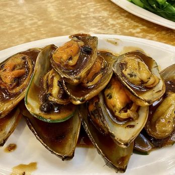 Crown Seafood Restaurant - 70. Sauteed Mussels with Black Bean Sauce - Dim Sum Near Me - Houston, Texas