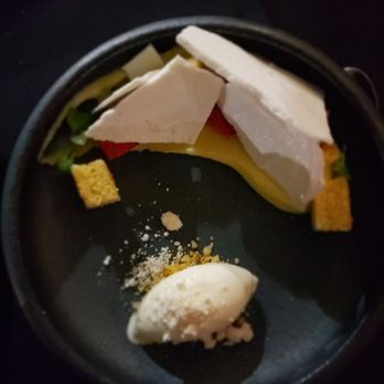 Stubborn Seed - Merengue dessert - New American Near Me - Miami Beach, Florida