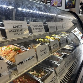 Lawai'a Fish Co. - Poke Options - Seafood Near Me - Lihue, Hawaii