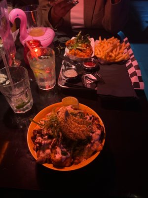 Abe's Pagoda Bar by null