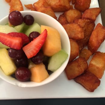 Sweet Basil's Cafe - Side of fruit and side of hash browns - New American Near Me - Livingston, New Jersey Sweet Basil's Cafe - Side of fruit and side of hash browns - New American Near Me - Livingston, New Jersey