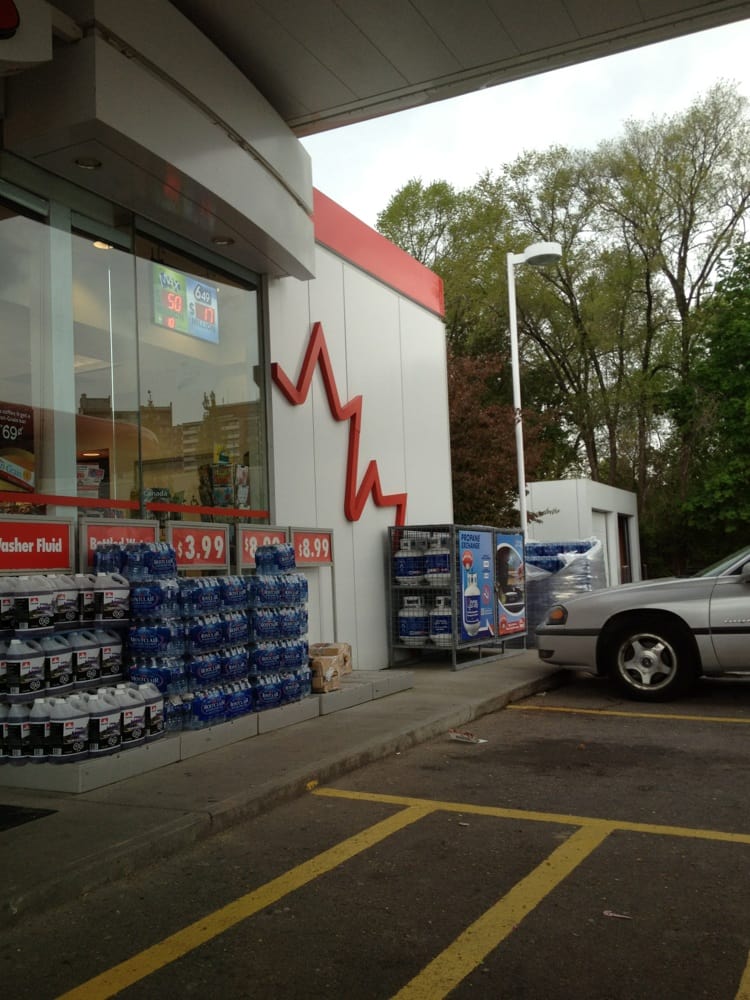 PETRO CANADA Updated September 2024 458 Guelph Line, Burlington