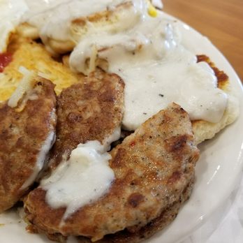 Loaded Cafe Restaurants Lawndale - Looked like the picture (before I dug in) and tasted amazing.  The biscuits and gravy sealed the deal. - Burgers Near Me - Lawndale, California