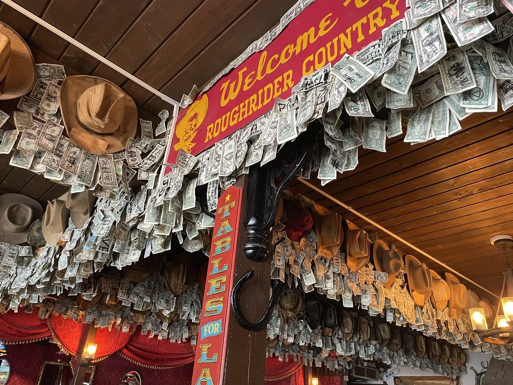 Little Missouri Dining Room & Saloon
