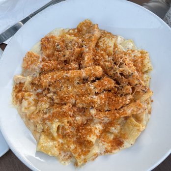 Twin Willows - Buffalo chicken Mac and cheese - Seafood Near Me - Narragansett, Rhode Island