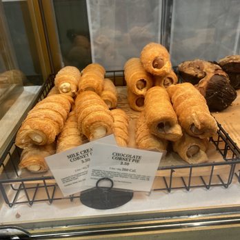 Tous Les Jours - Bakeries Near Me - Chantilly, Virginia