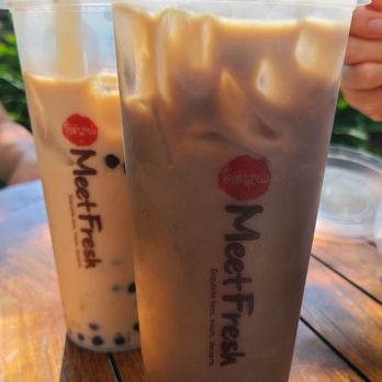 Meet Fresh - Back: boba milk tea. Front: herbal tea with milk - Desserts Near Me - Arcadia, California