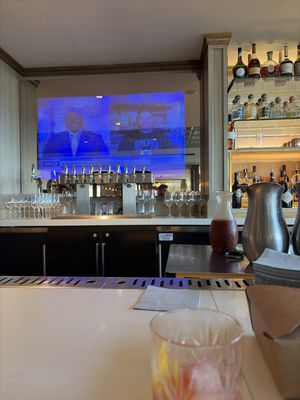 LIMEWOOD BAR & RESTAURANT by null