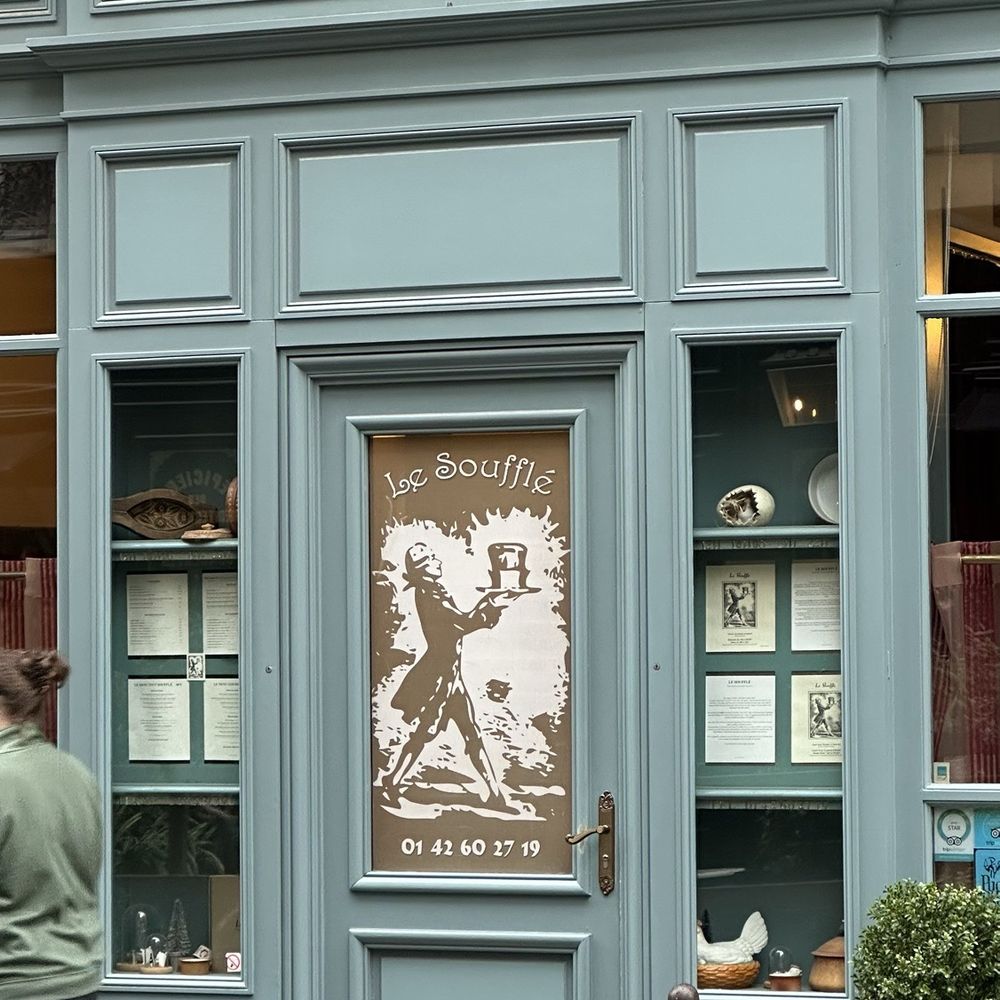 Le Soufflé - The storefront - French Near Me - Paris, 75