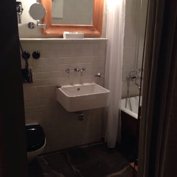 Ulfsunda Slott - Bathtubs! - Hotels Near Me - Bromma, Alberta