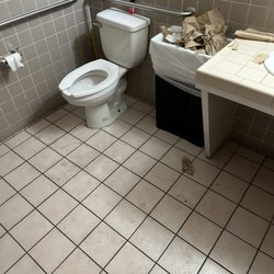 Labcorp - Bathroom