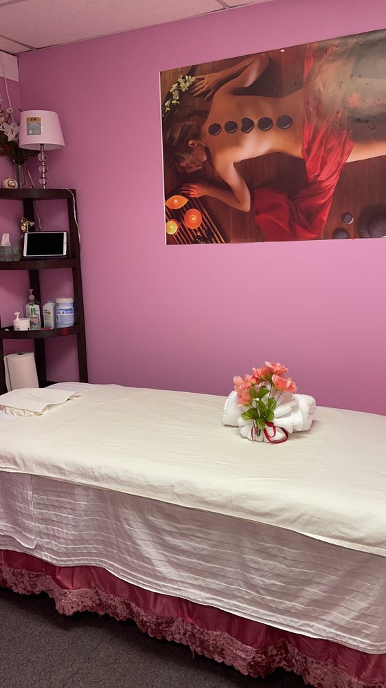 ASIAN OASIS MASSAGE Updated September 2024 12 Photos 115 176th St