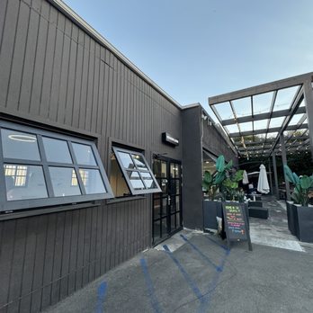 Memorylook - Entrance from the parking lot - Coffee & Tea Near Me - Los Angeles, California Memorylook - Entrance from the parking lot - Coffee & Tea Near Me - Los Angeles, California
