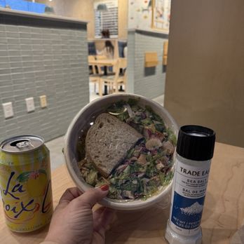 Chopt Creative Salad Co. - Pomegranate Harvest Salad - Salad Near Me - Brentwood, Tennessee