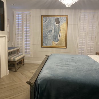 The Lighthouse Boutique Hotel - King room - Cafes Near Me - Port Isabel, Texas The Lighthouse Boutique Hotel - King room - Cafes Near Me - Port Isabel, Texas