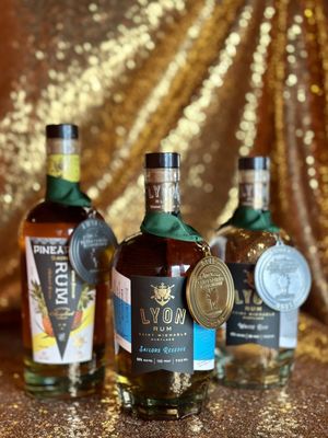LYON RUM // Windon Distilling Company by null
