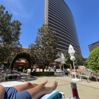 The Pool at Wynn - Swimming Pools Near Me - Las Vegas, Nevada