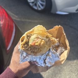 Tacos El Poblanito - Steak burrito