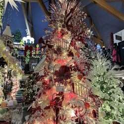 Tis the Season - Christmas Tree
