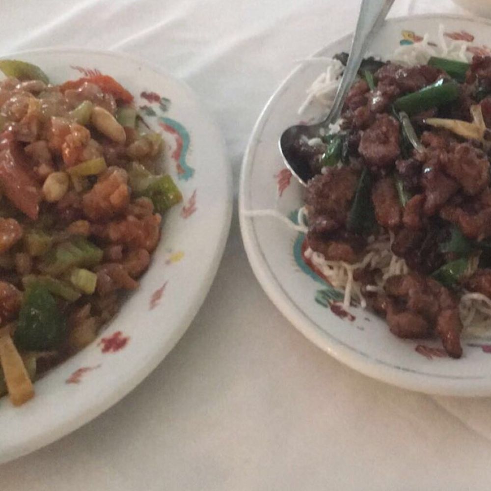 Hong Huah - Chicken Kung bao and Mongolian beef(best beef ever!) - Chinese Near Me - Chicago, Illinois