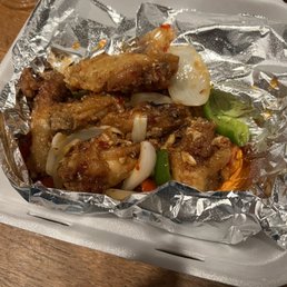 Cánh Gà Chiên / Fried Chicken Wings